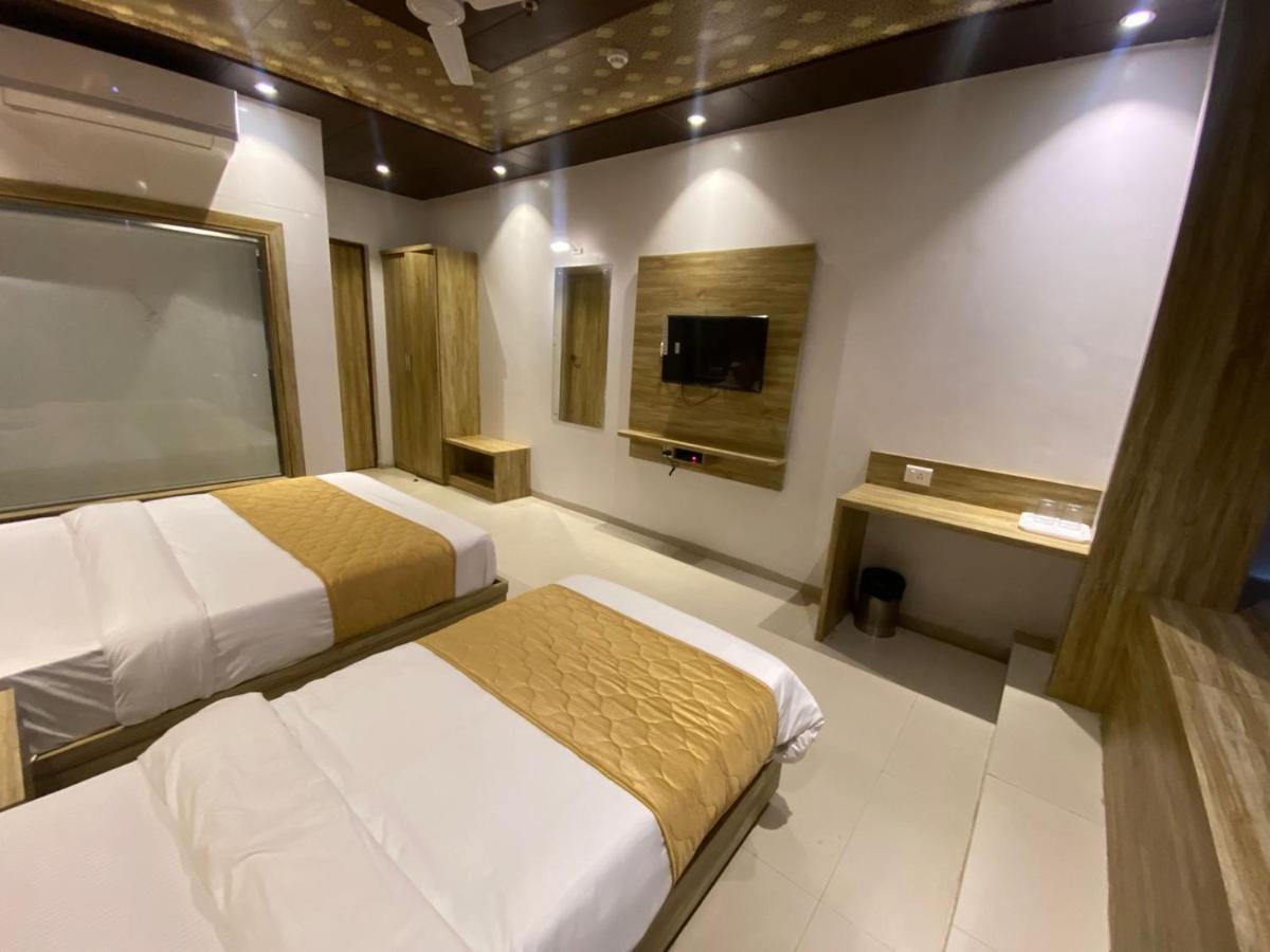 Hotel Bkc Crown - Near Trade Centre, Visa Consulate Βομβάη Εξωτερικό φωτογραφία